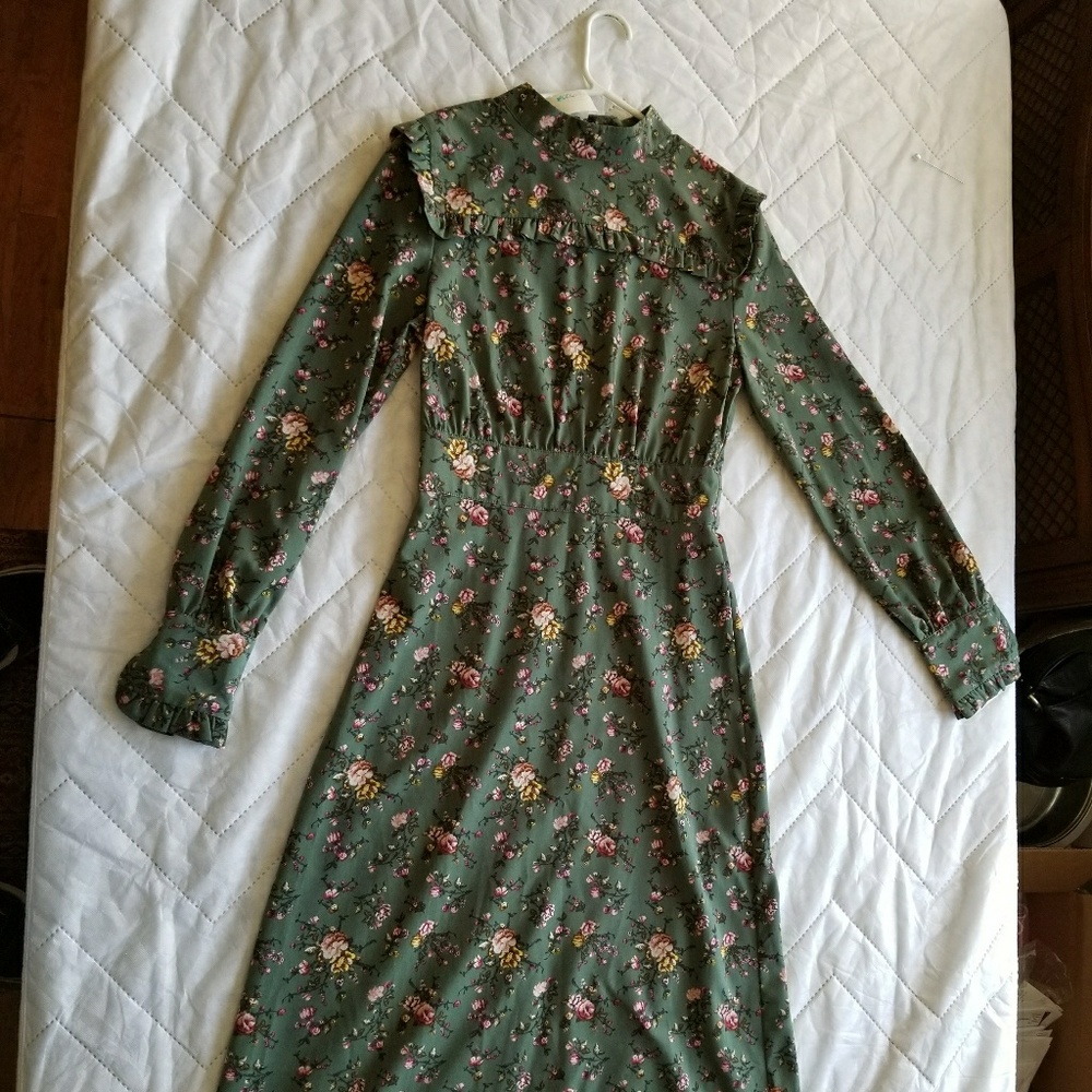 Moon River long sleeve green dress